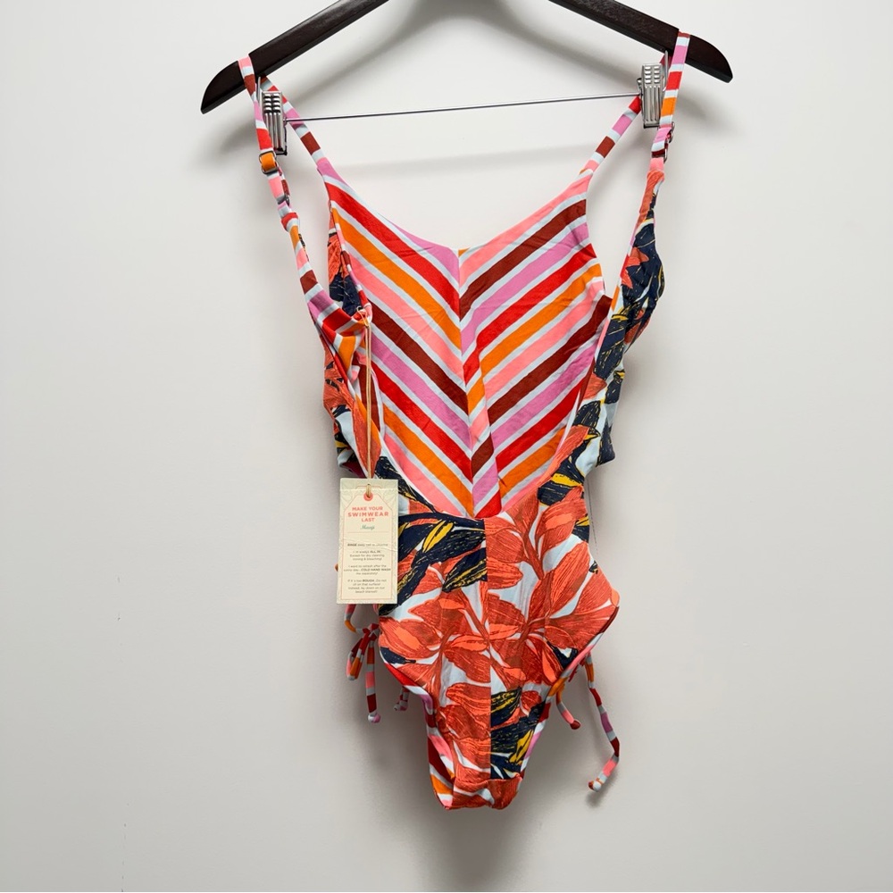Maaji Praia Arco Iris One Piece Swimsuit Pink Size Large - Picture 7 of 13